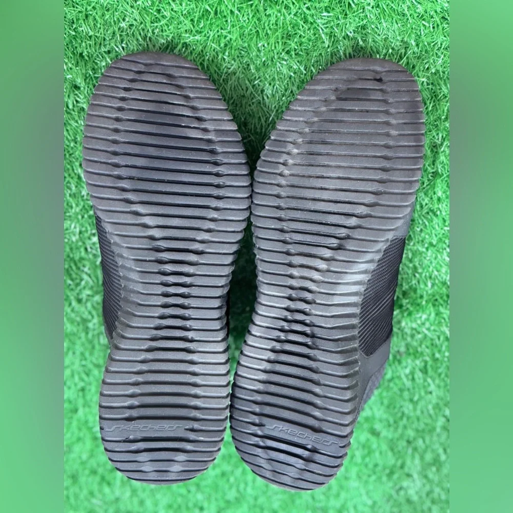 Skechers very good